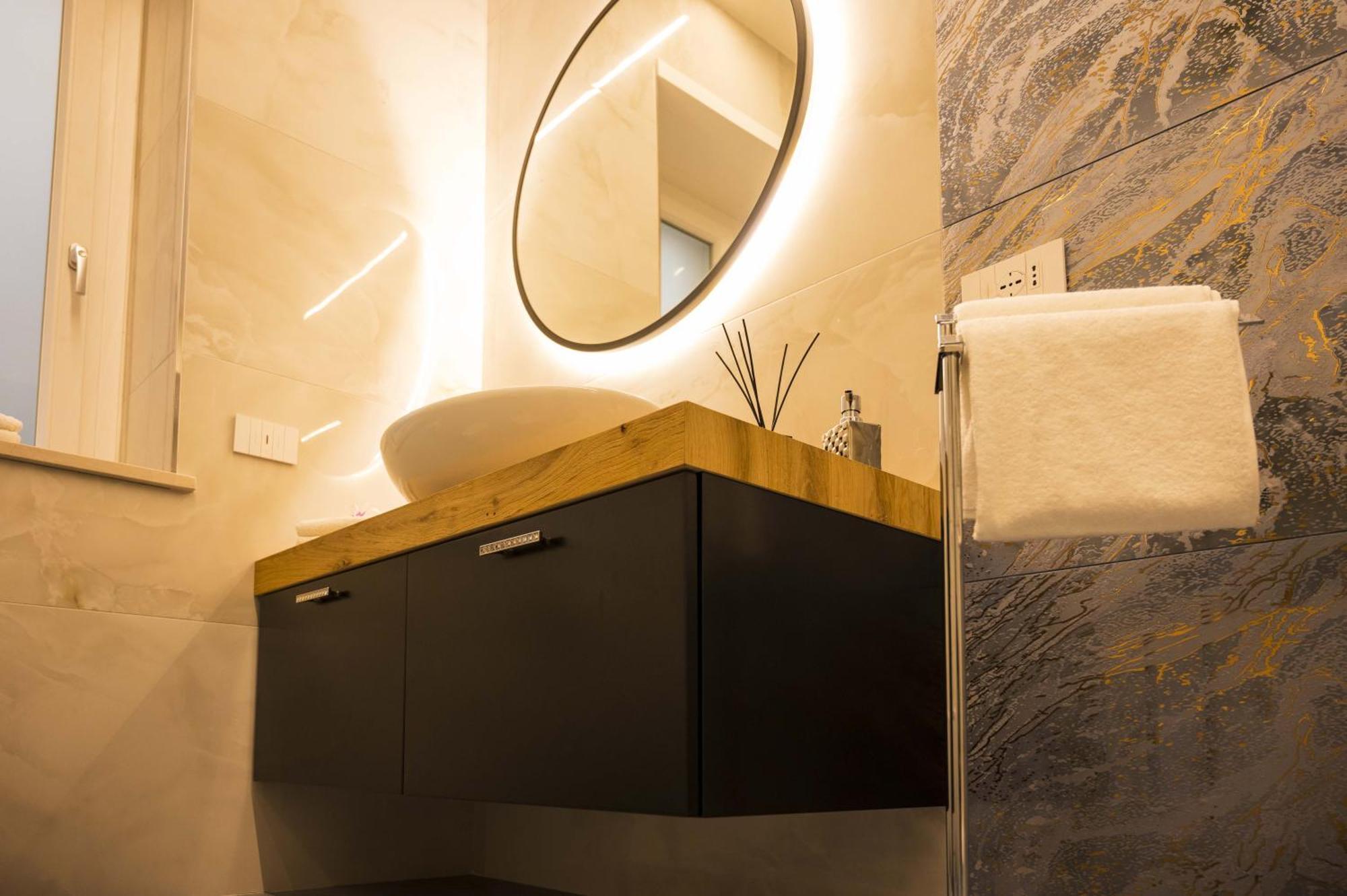 Panvinio 25 Apartment - Royal Welcome Верона Екстериор снимка